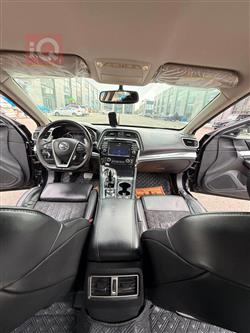 نيسان ماكسيما